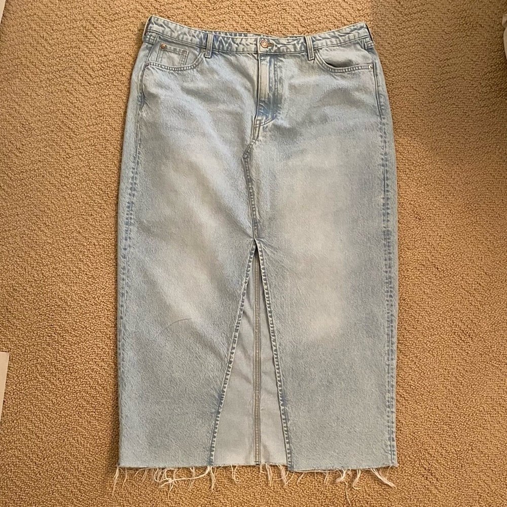 H&M Long Maxi Jean Denim Skirt with Raw Edge Hem XL